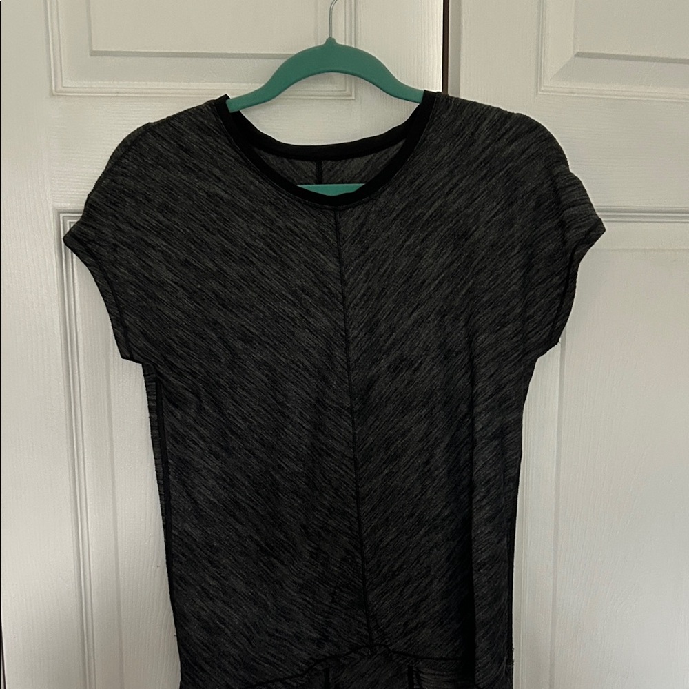 lululemon athletica Charcoal Heathered Short Sleeve Tee